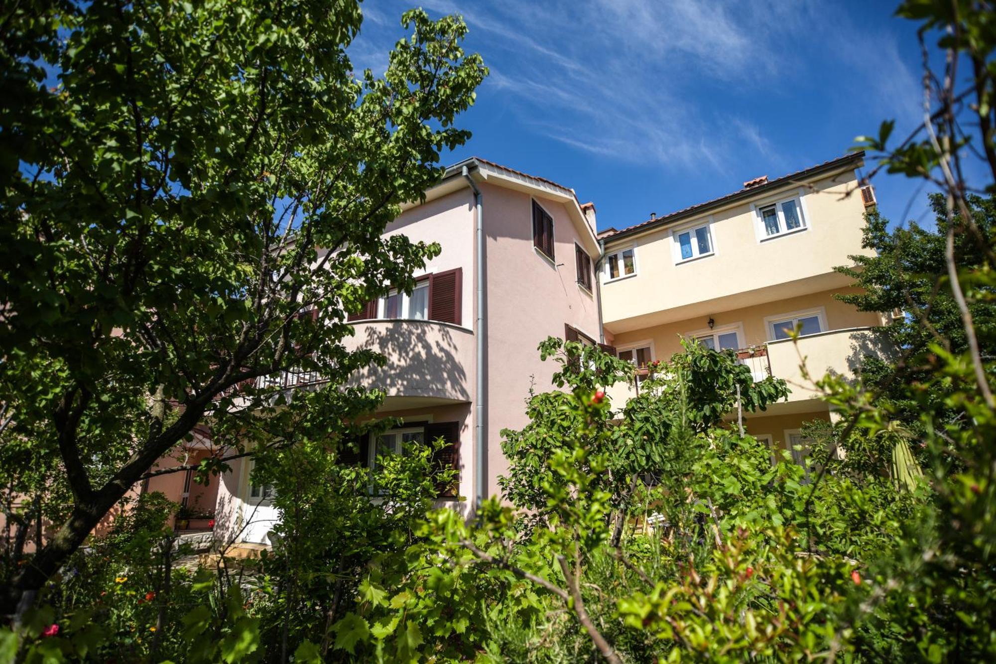 Apartmani Vitkovic II Cres Exterior foto